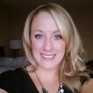 Meet your Posher, Carli